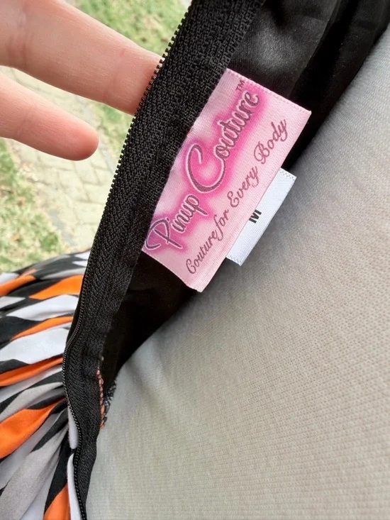 Pinup Girl Clothing Halloween Harlequin Jenny Dress - Picture 2 of 2